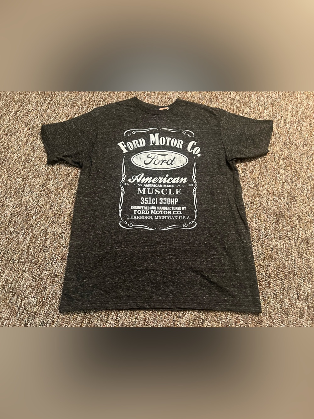 Ford Tee Luv Men’s Gray Short Sleeve Lightweight Graphic Shirt Size Large New